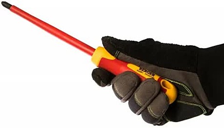 Отвертка крестовая BERGER PH3x150мм диэлектрическая 1000V BG1058