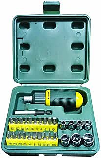 Отвертка в наборе