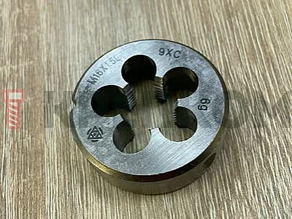 Плашка  М 16 х 1,5 левая   